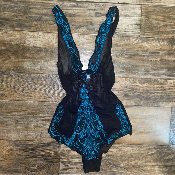 Seduction By Fredrick’s Of Hollywood Blue Black Lace - Picture 1 of 10